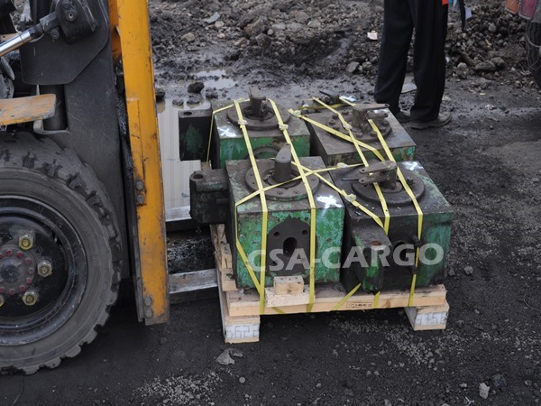 PALLET IS MOVED BY FORKLIFT